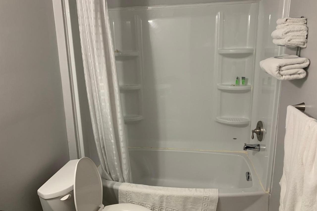 وايتباي Lucien Motel المظهر الخارجي الصورة